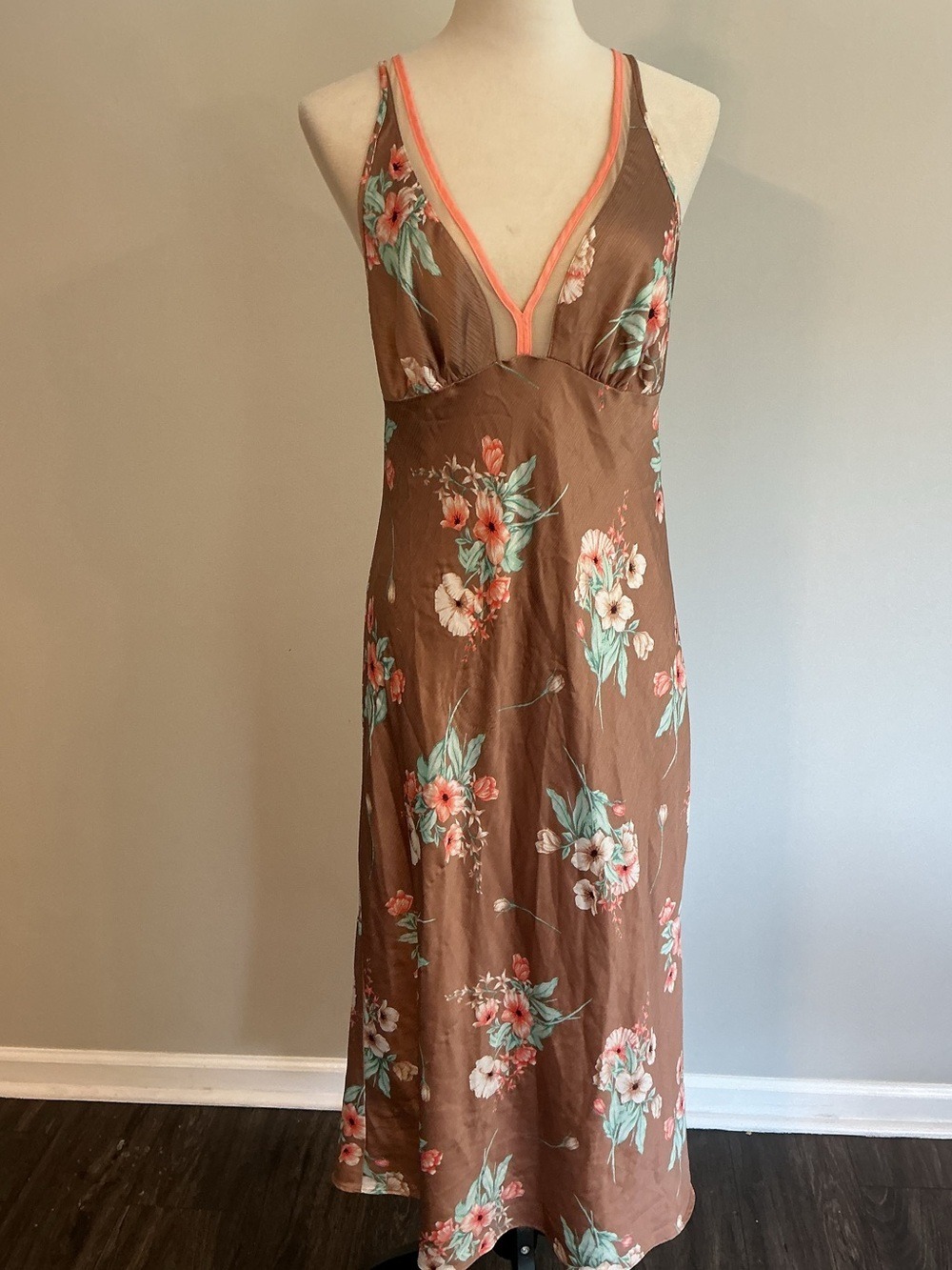 Jones New York Brown Floral Print Nightgown - Picture 1 of 9